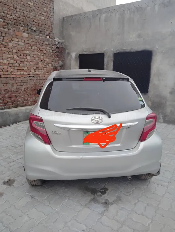 Toyota Vitz 2018 for Sale in Sialkot Image-1