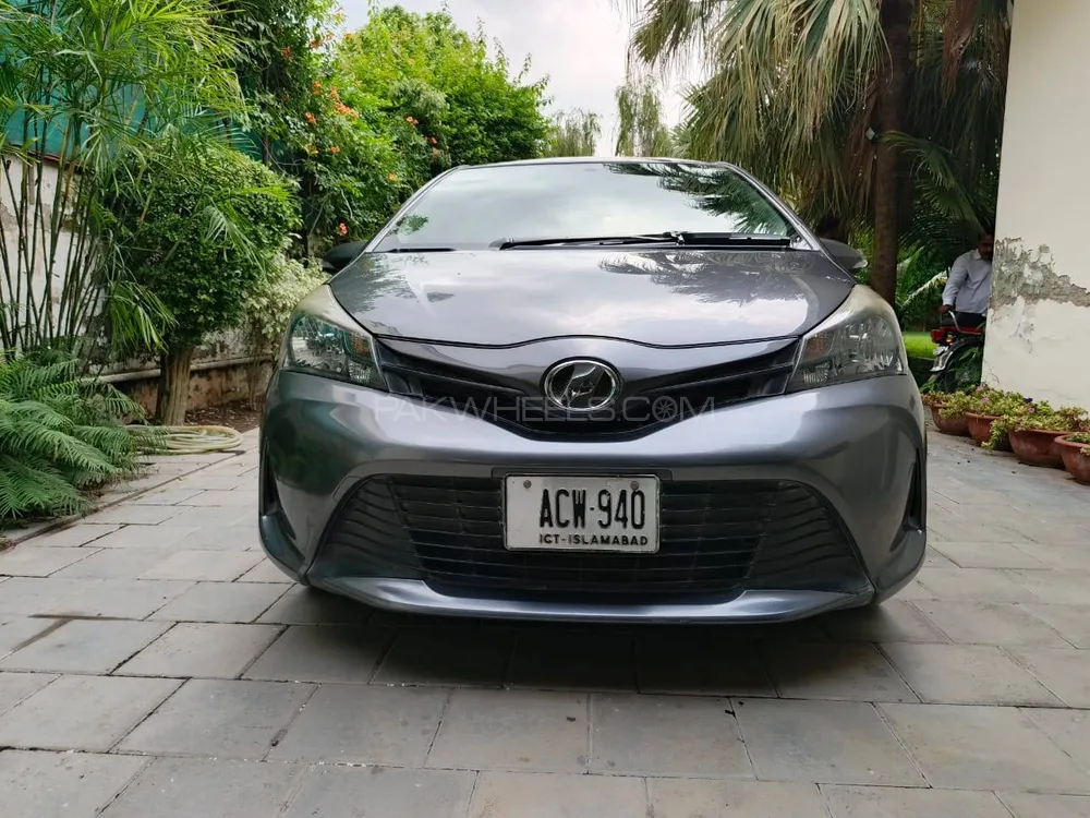 Toyota Vitz 2014 for Sale in Islamabad Image-1