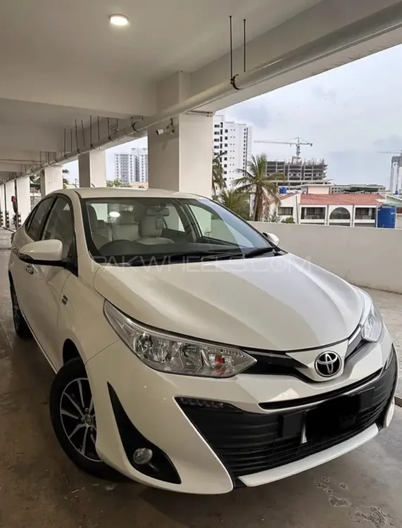 Toyota Yaris Sedan 2020 for Sale in Lahore Image-1