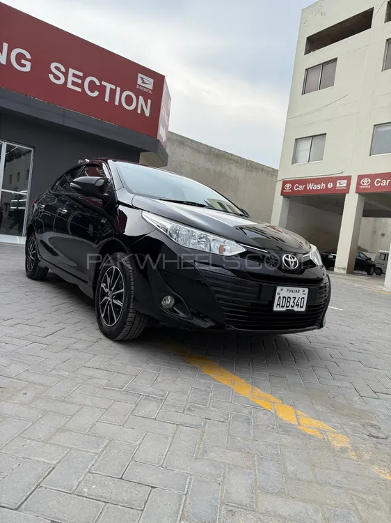 Toyota Yaris Sedan 2021 for Sale in Lahore Image-1