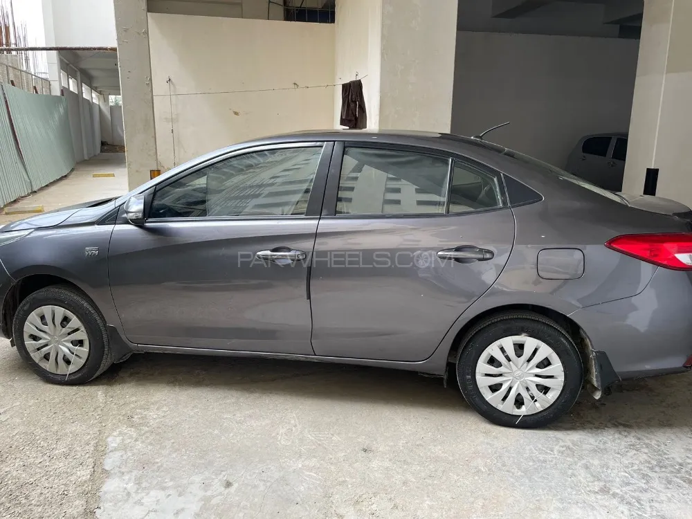 Toyota Yaris Sedan 2020 for Sale in Karachi Image-1