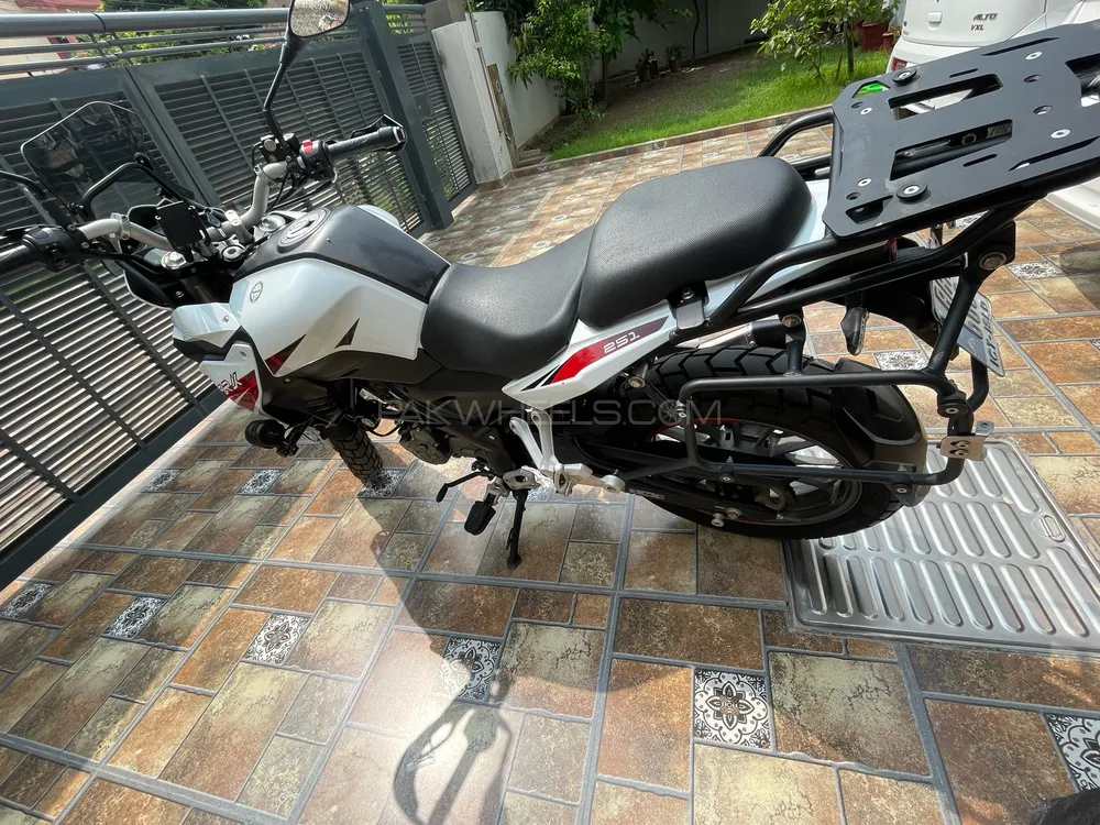 بنیلی TRK 251 2021 for Sale Image-1