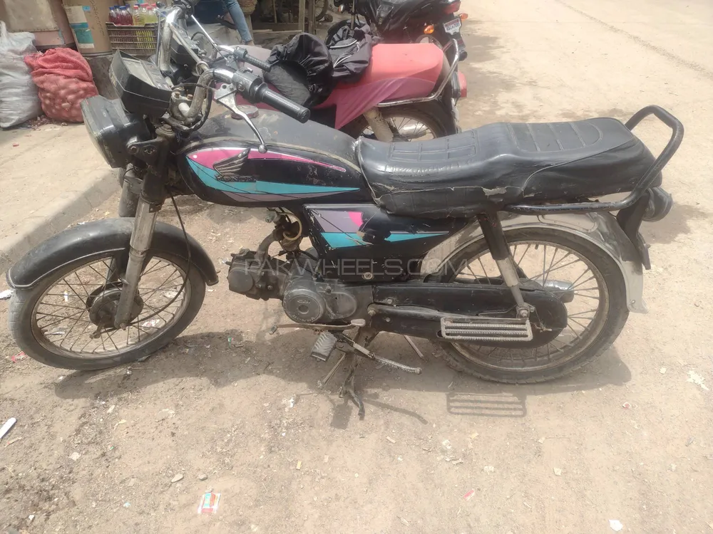 Honda CD 70 2004 for Sale Image-1