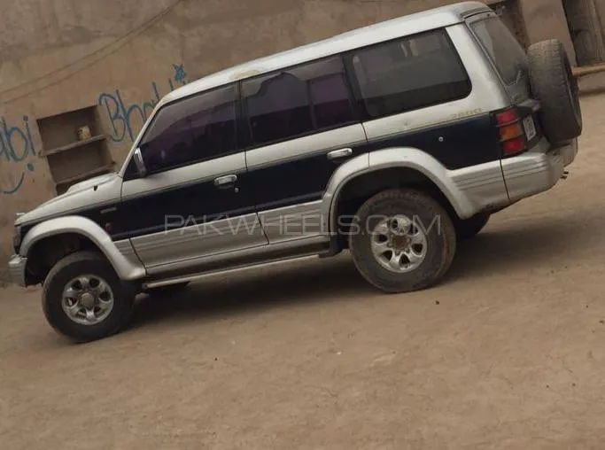 Mitsubishi Pajero 1993 for Sale in Sargodha Image-1
