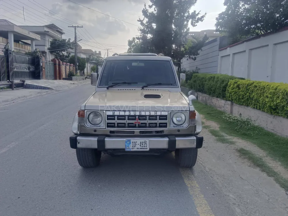 Mitsubishi Pajero 1990 for Sale in Mansehra Image-1