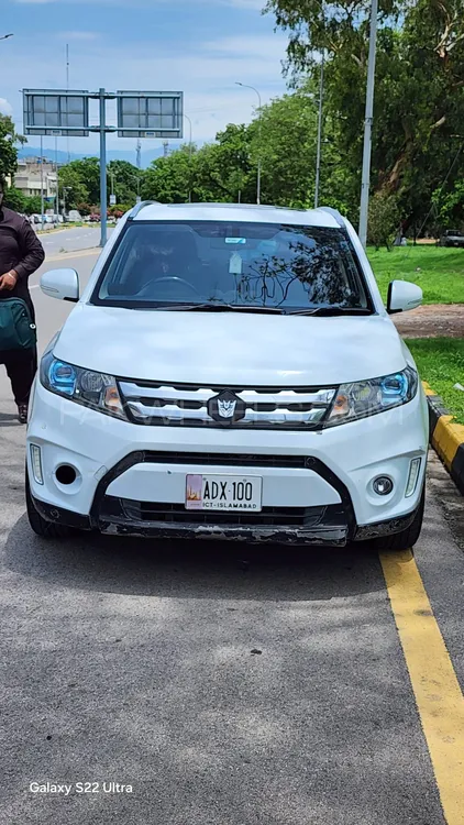 Suzuki Vitara 2017 for Sale in Islamabad Image-1