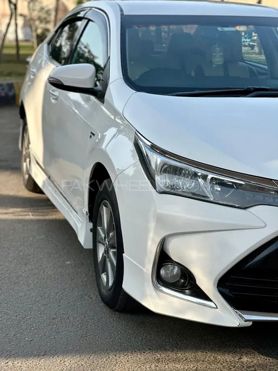 Toyota Corolla 2016 for Sale in Lahore Image-1