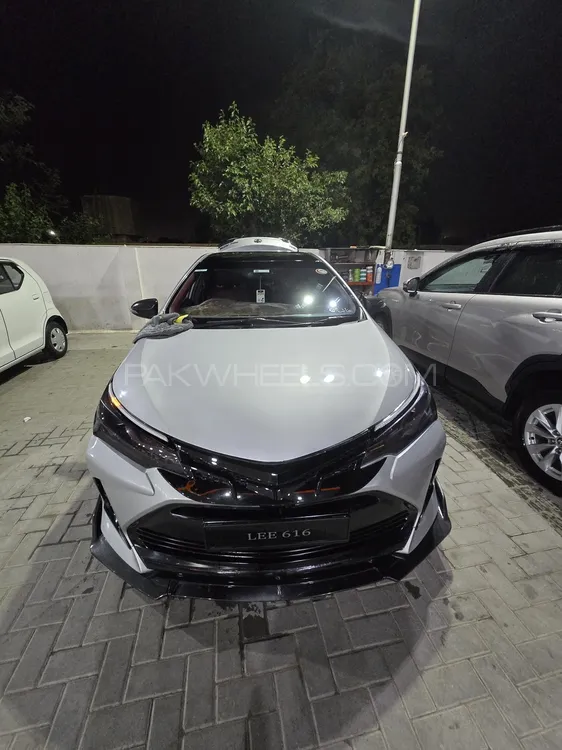 Toyota Corolla 2018 for Sale in Islamabad Image-1