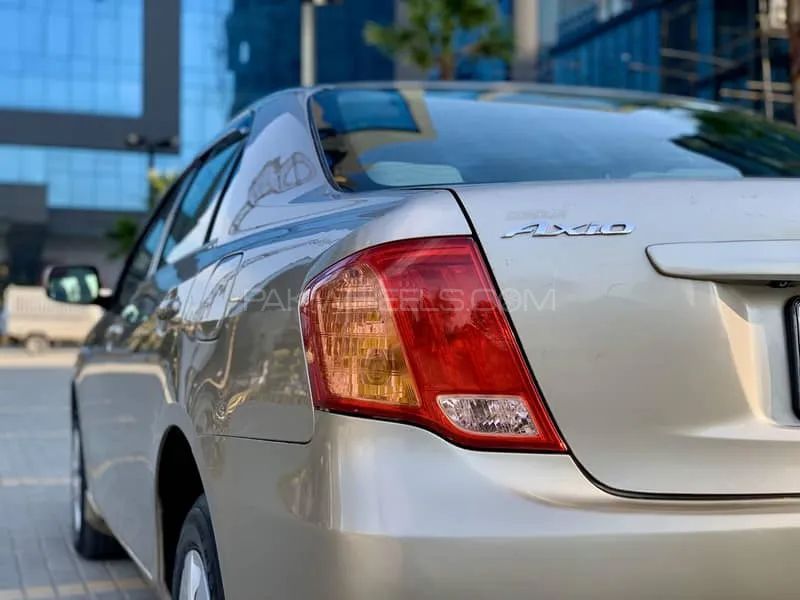 Toyota Corolla Axio 2007 for Sale in Islamabad Image-1
