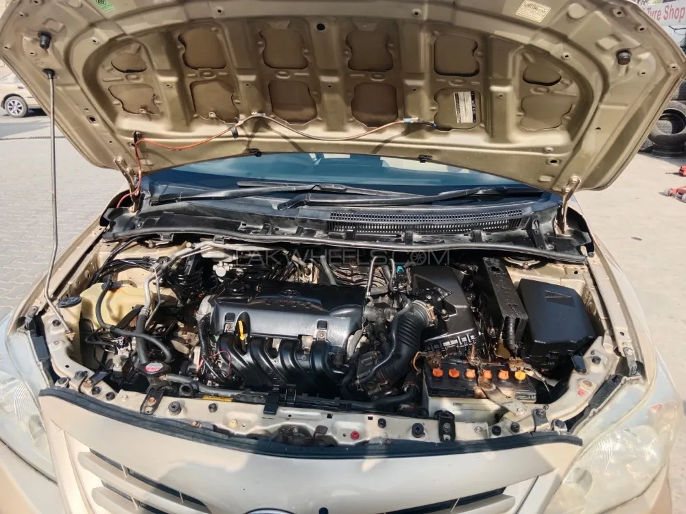 Toyota Corolla 2013 for Sale in Lahore Image-1