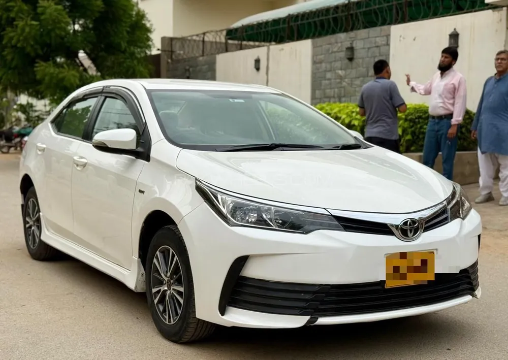 Toyota Corolla 2020 for Sale in Karachi Image-1