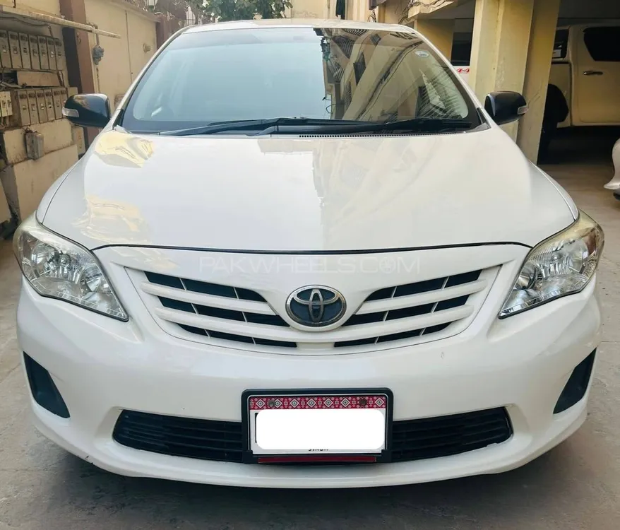 Toyota Corolla 2014 for Sale in Karachi Image-1