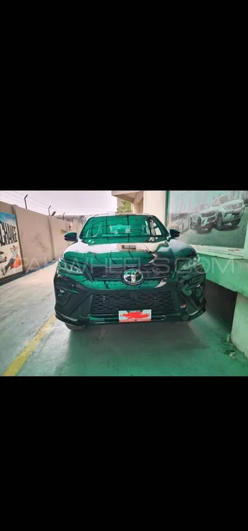 Toyota Fortuner 2025 for Sale in Islamabad Image-1