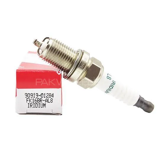TOYOTA genuine laser iridium spark plugs JAPAN 4pc Image-1