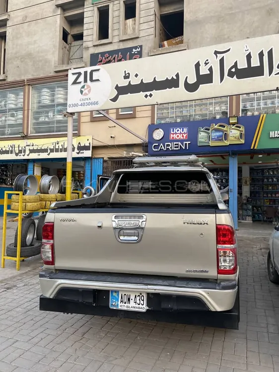 Toyota Hilux 2013 for Sale in Islamabad Image-1