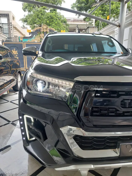 Toyota Hilux 2021 for Sale in Islamabad Image-1