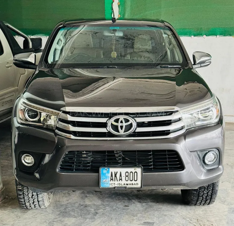 Toyota Hilux 2019 for Sale in Peshawar Image-1