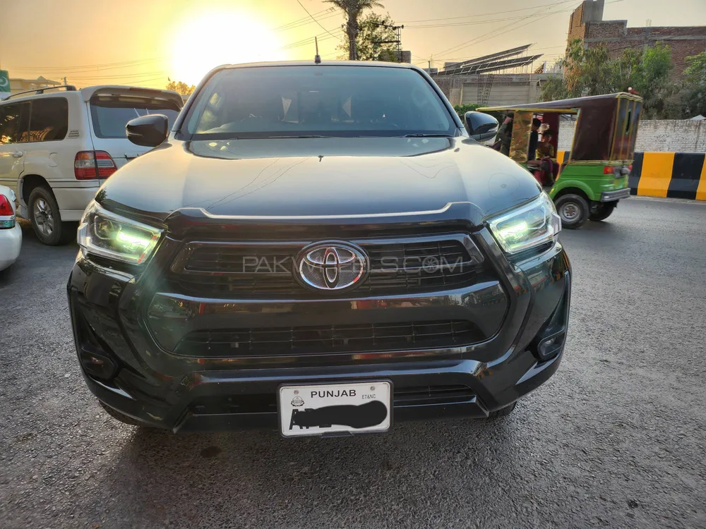 Toyota Hilux 2022 for Sale in Multan Image-1