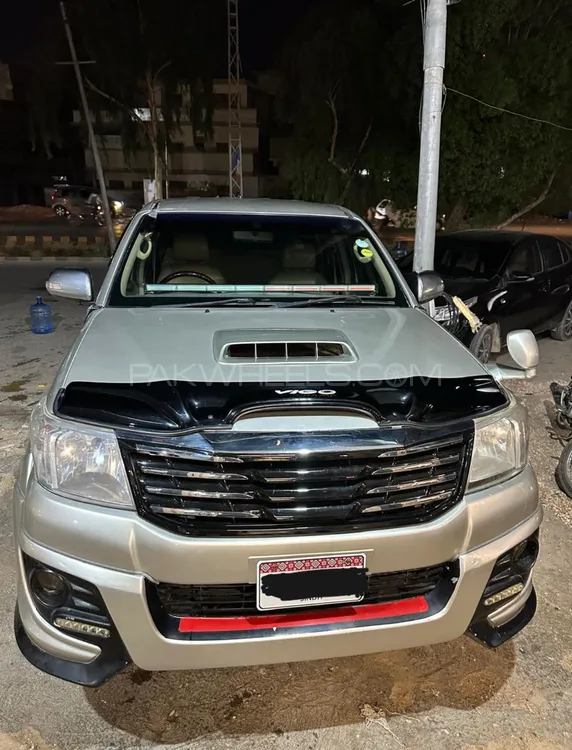 Toyota Hilux 2012 for Sale in Hyderabad Image-1