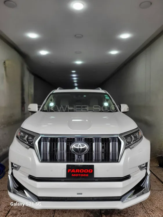 Toyota Prado 2017 for Sale in Lahore Image-1