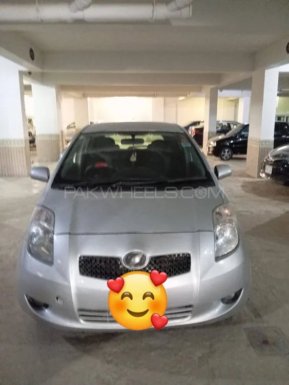 Toyota Vitz 2008 for Sale in Karachi Image-1