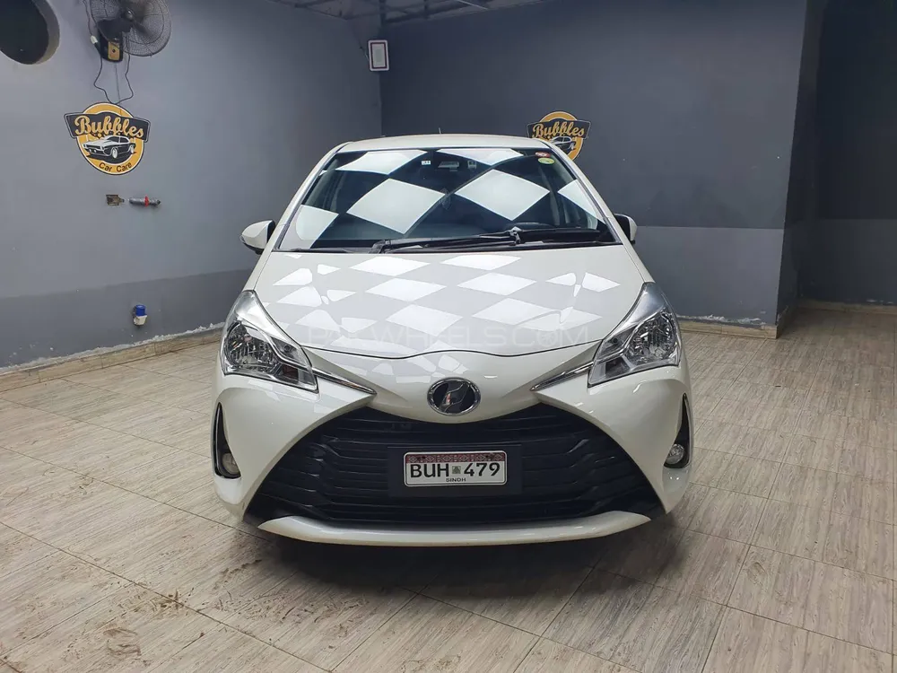 Toyota Vitz 2018 for Sale in Karachi Image-1