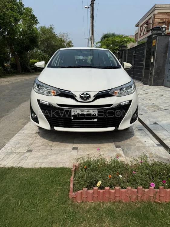 Toyota Yaris Sedan 2021 for Sale in Lahore Image-1