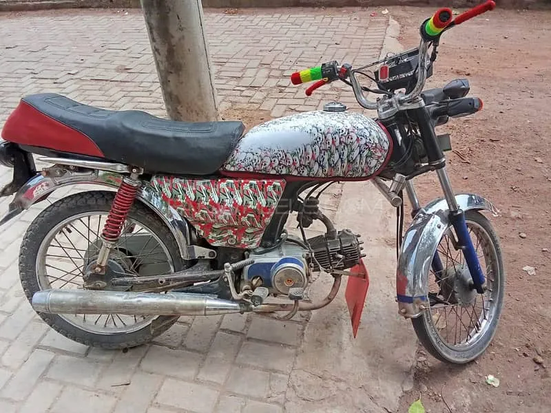 بنیلی TNT 25  2011 for Sale Image-1