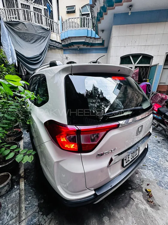 Honda BR-V 2018 for Sale in Lahore Image-1