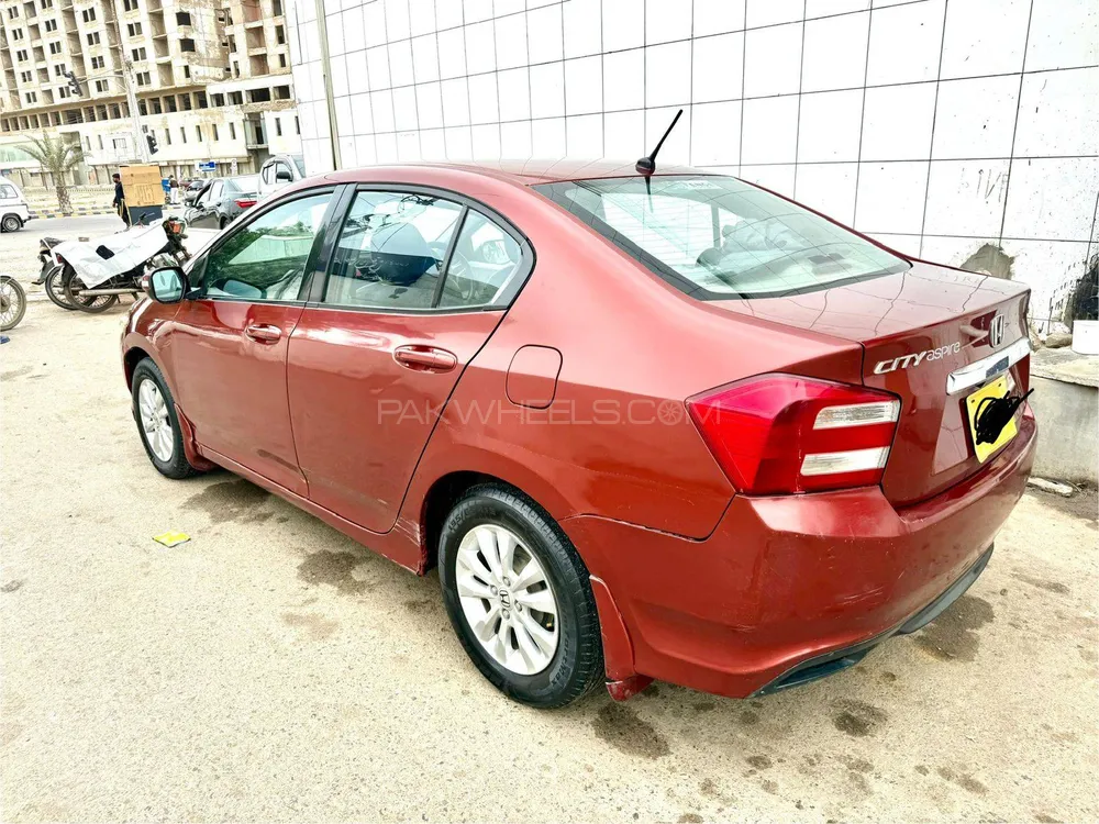 Honda City 2016 for Sale in Karachi Image-1