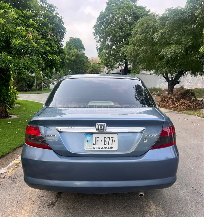 Honda City 2005 for Sale in Lahore Image-1