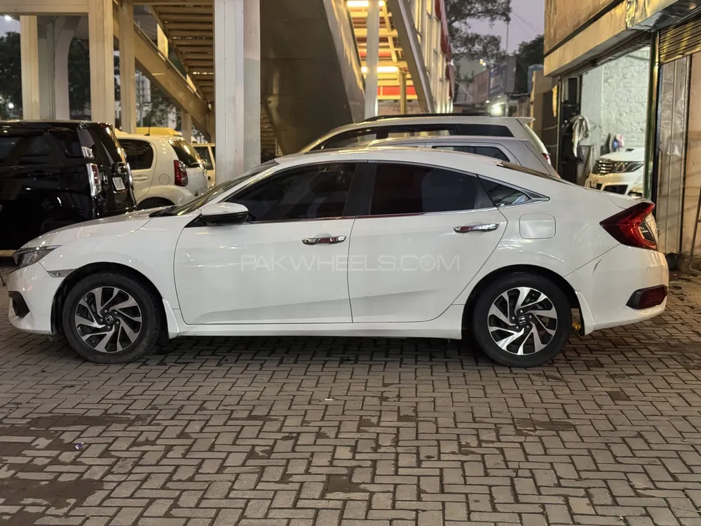 Honda Civic 2017 for Sale in Rawalpindi Image-1