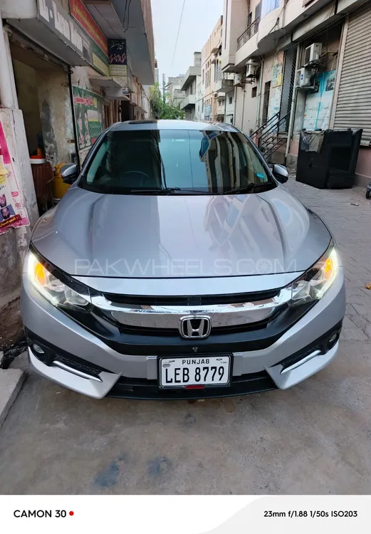 Honda Civic 2017 for Sale in Lahore Image-1