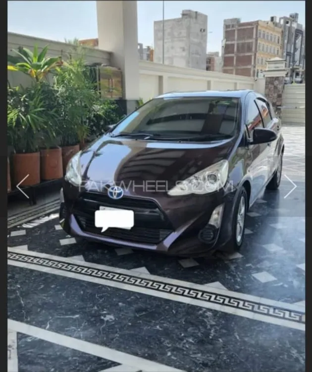 Toyota Aqua 2016 for Sale in Gujranwala Image-1