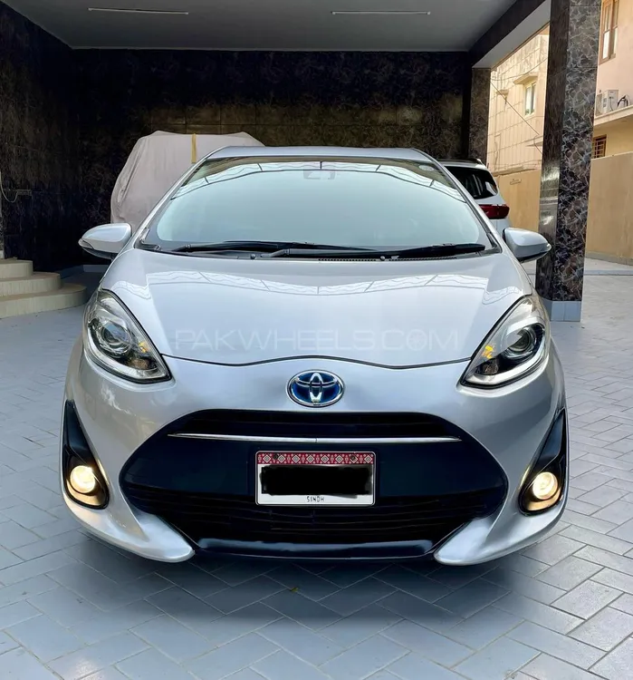 Toyota Aqua 2017 for Sale in Karachi Image-1