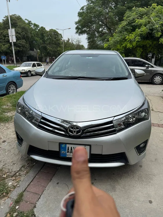 Toyota Corolla 2016 for Sale in Islamabad Image-1