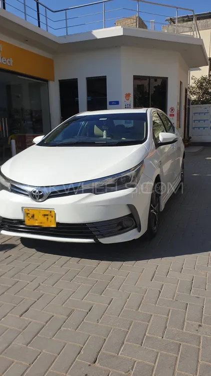 Toyota Corolla 2018 for Sale in Karachi Image-1