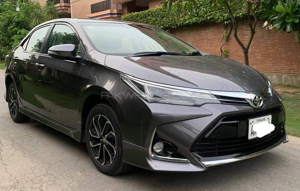 Toyota Corolla 2024 for Sale in Lahore Image-1