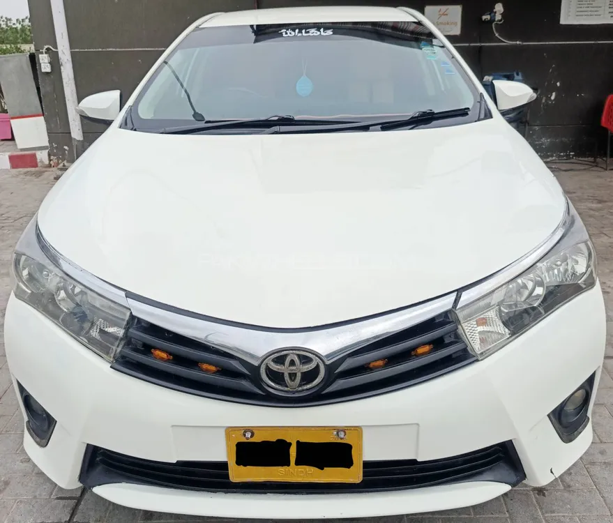 Toyota Corolla 2016 for Sale in Karachi Image-1