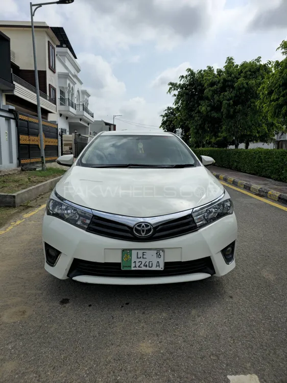 Toyota Corolla 2016 for Sale in Gujrat Image-1