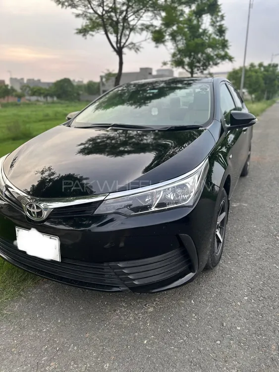 Toyota Corolla 2020 for Sale in Lahore Image-1