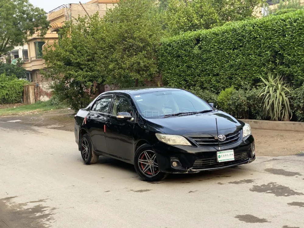 Toyota Corolla 2014 for Sale in Lahore Image-1