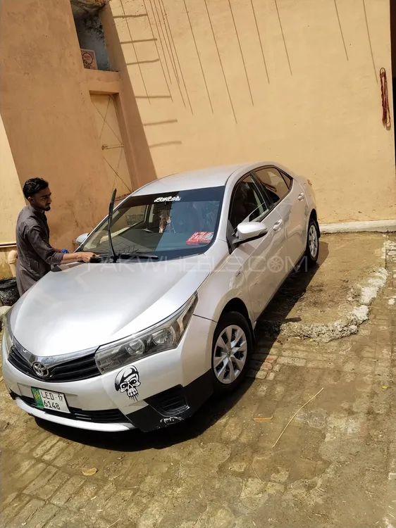 Toyota Corolla 2017 for Sale in Gujrat Image-1