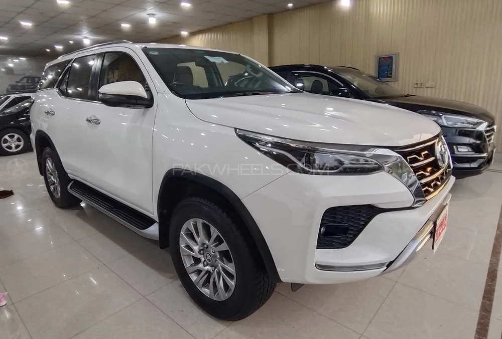 Toyota Fortuner 2021 for Sale in Chakwal Image-1