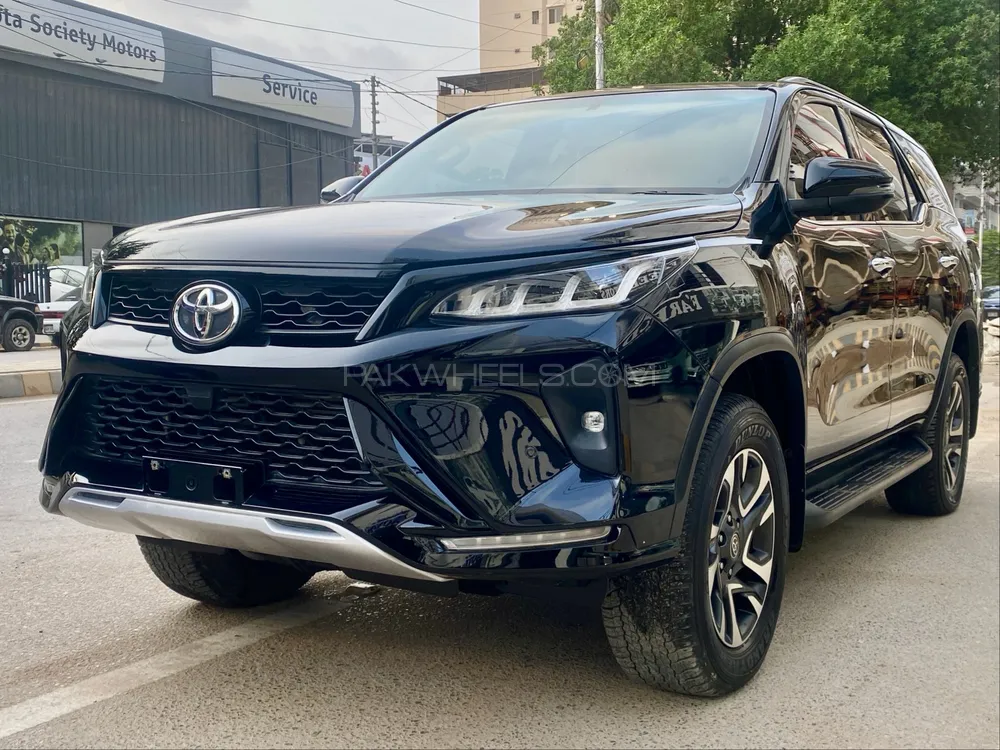 Toyota Fortuner 2022 for Sale in Karachi Image-1