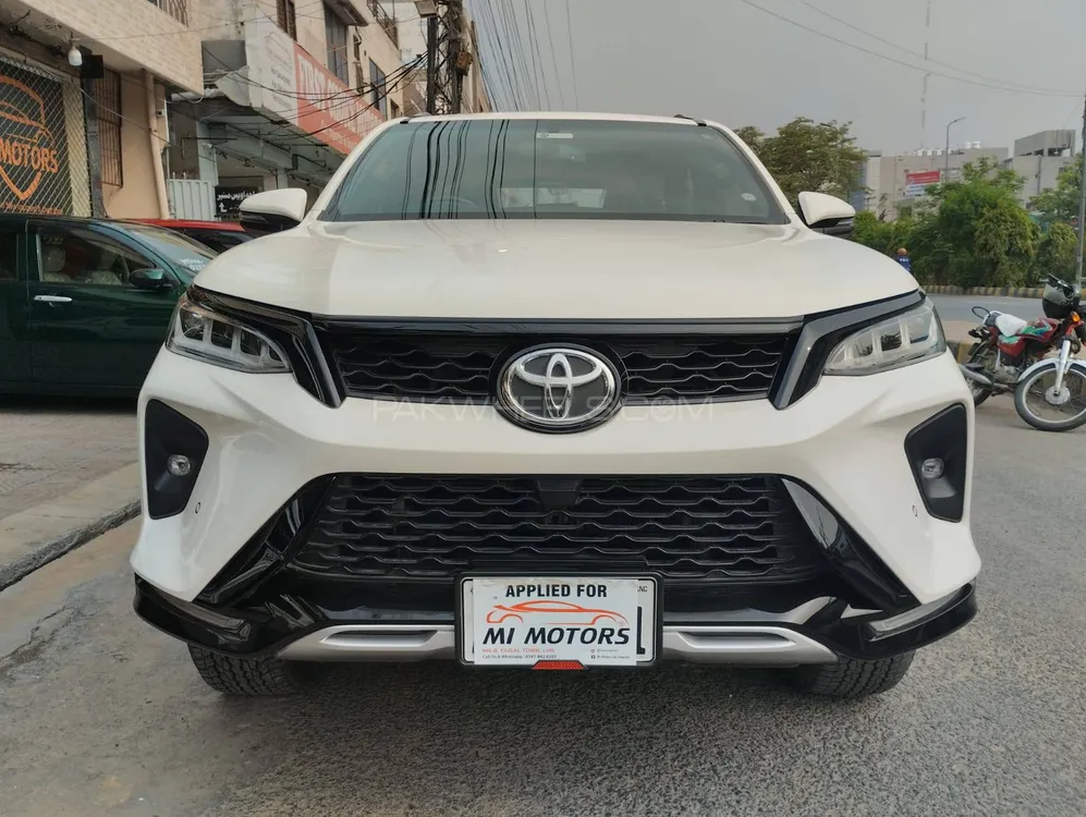 Toyota Fortuner 2022 for Sale in Lahore Image-1