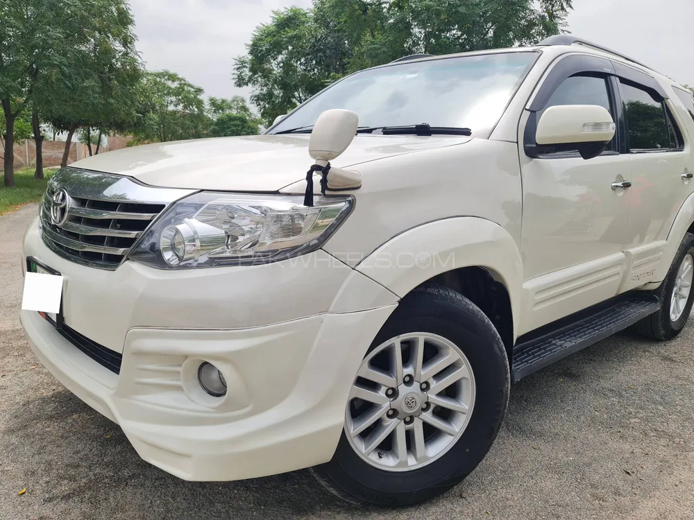 Toyota Fortuner 2013 for Sale in Bahawalpur Image-1