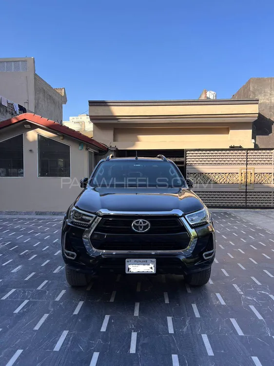 Toyota Hilux 2021 for Sale in Sialkot Image-1
