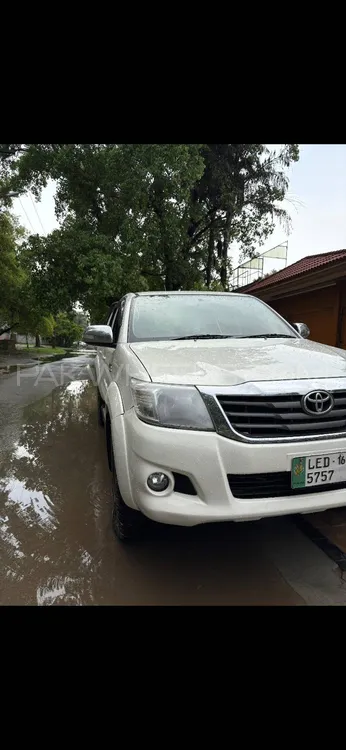 Toyota Hilux 2016 for Sale in Lahore Image-1