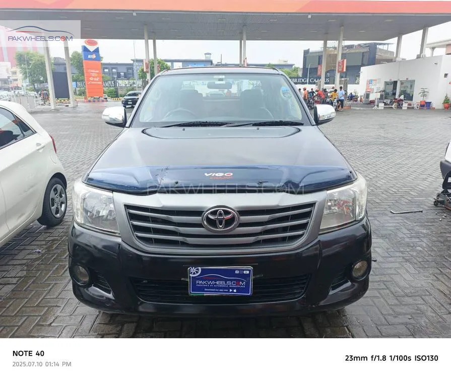 Toyota Hilux 2016 for Sale in Lahore Image-1